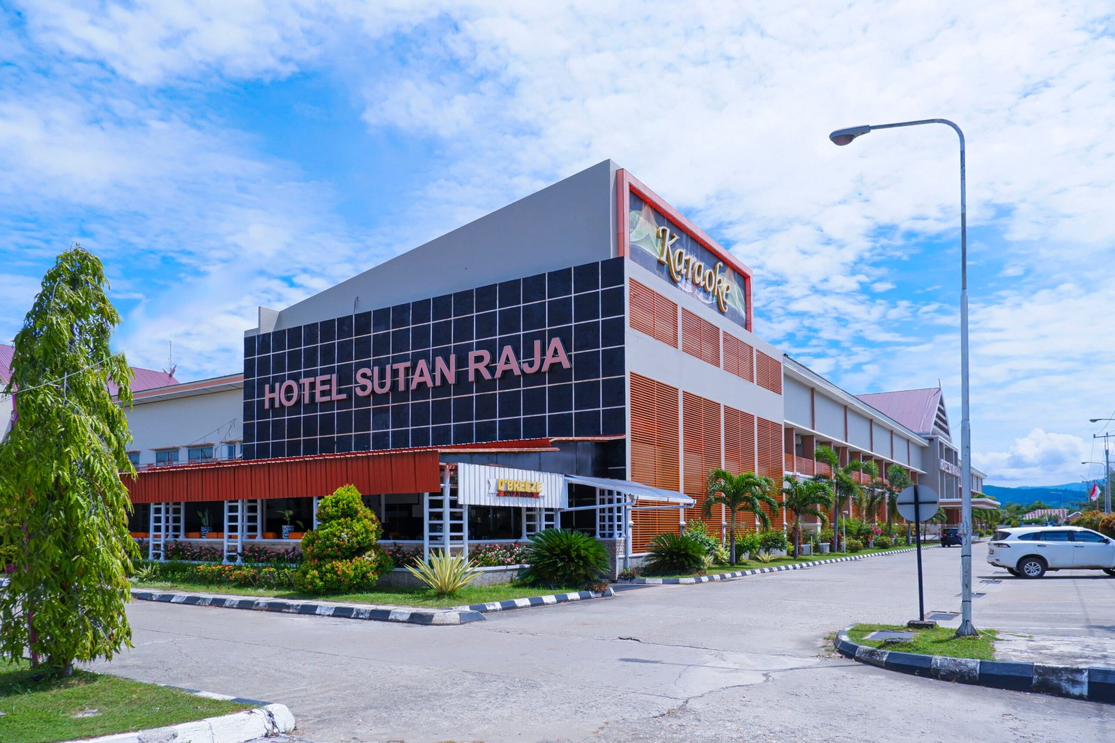 Sutan Raja Hotel & Convention Kolaka