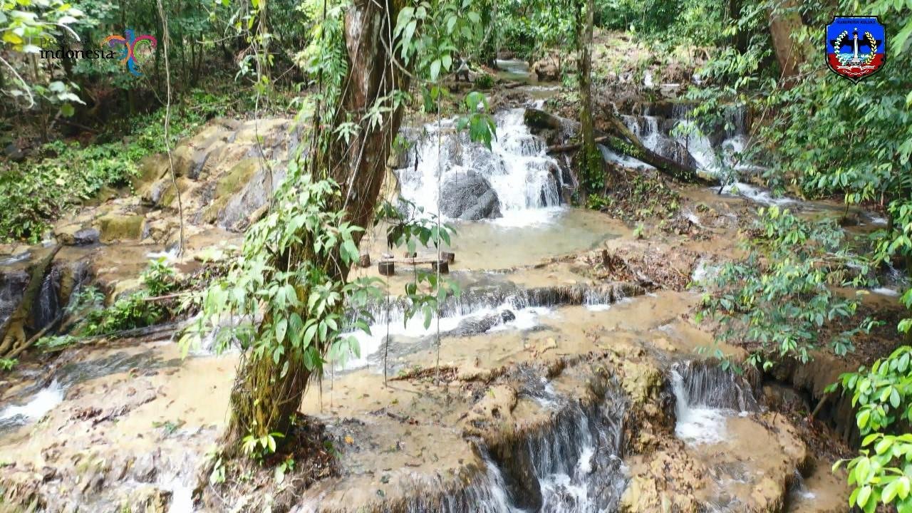 Iwoipesua Falls