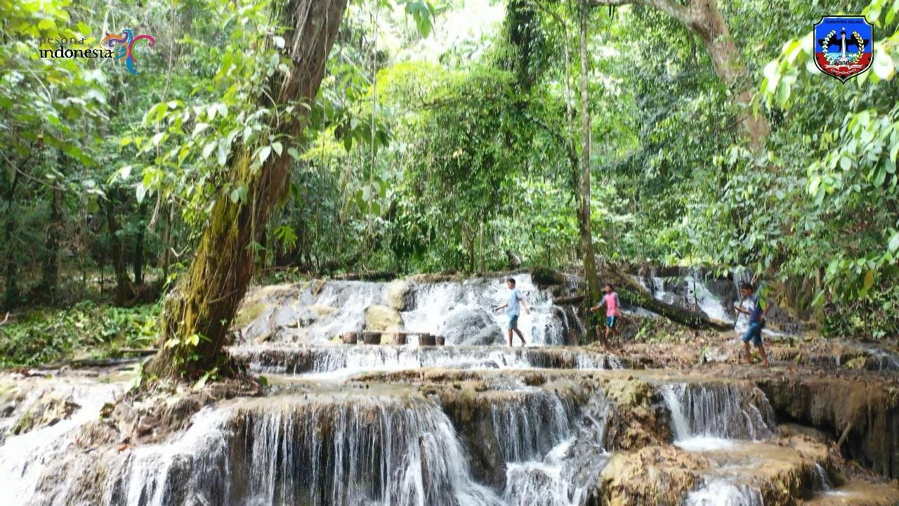 Iwoipesua Falls